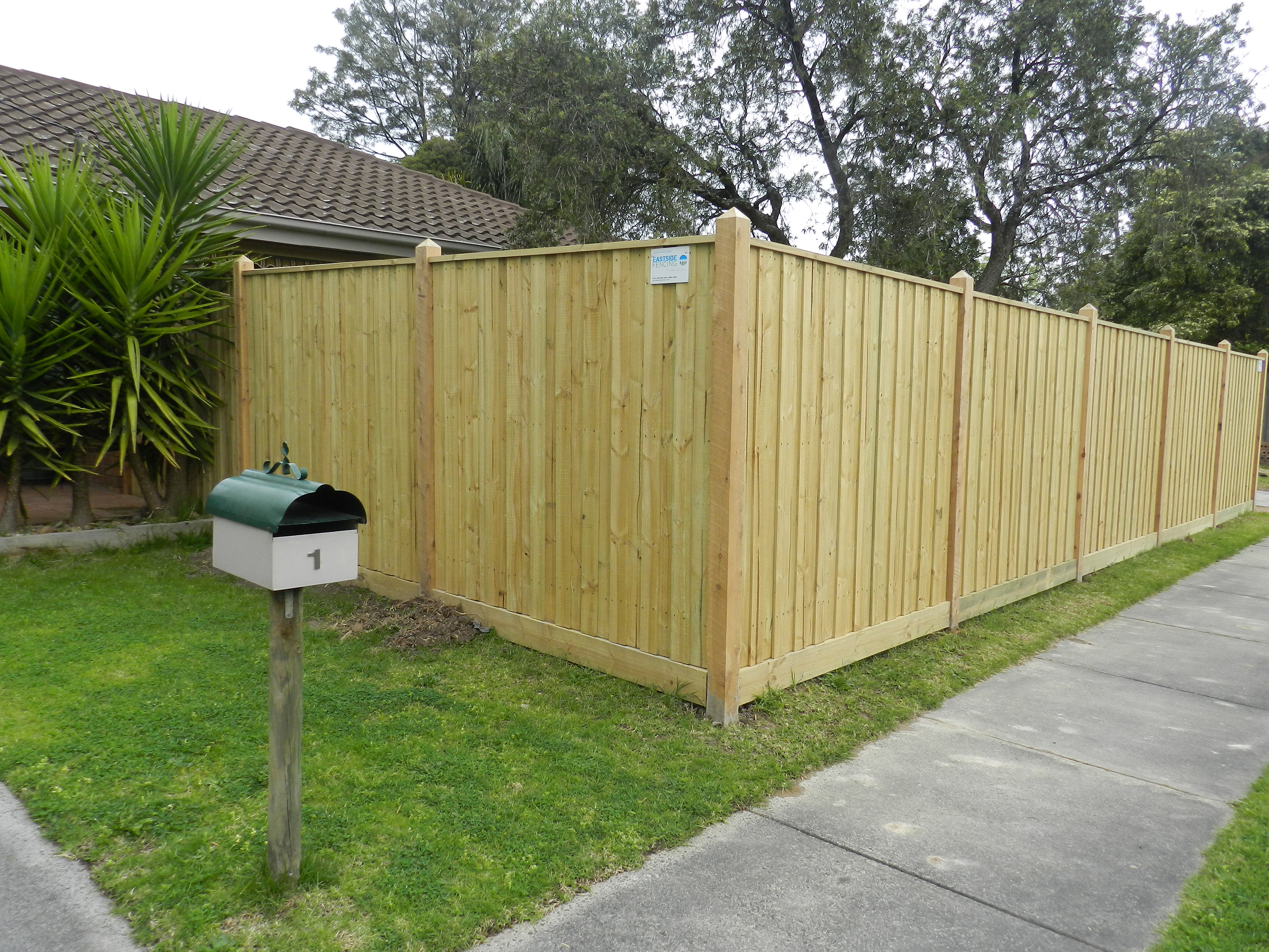 Timber Paling Fences Croydon | Eastside Fencing